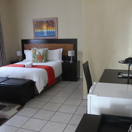 Mcbest Guest House Ермело Екстериор снимка