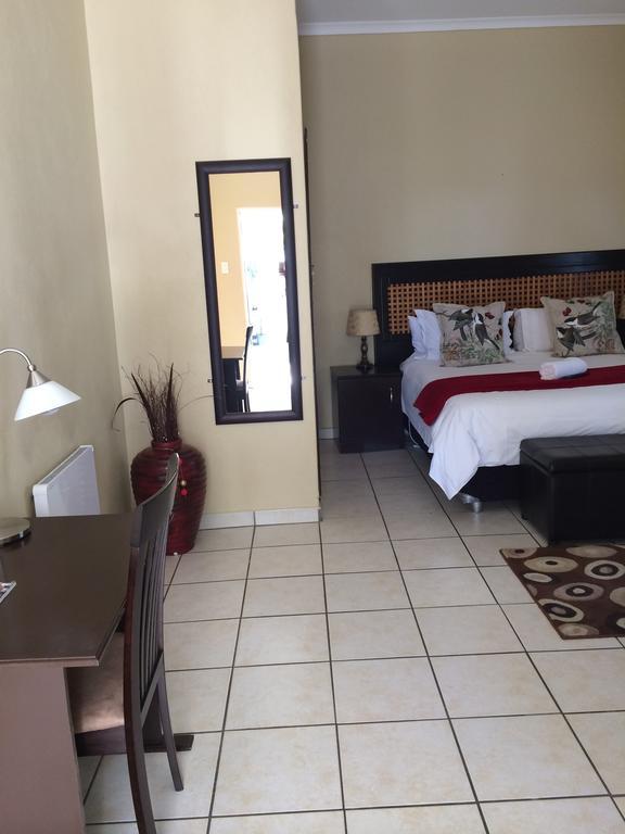 Mcbest Guest House Ермело Екстериор снимка