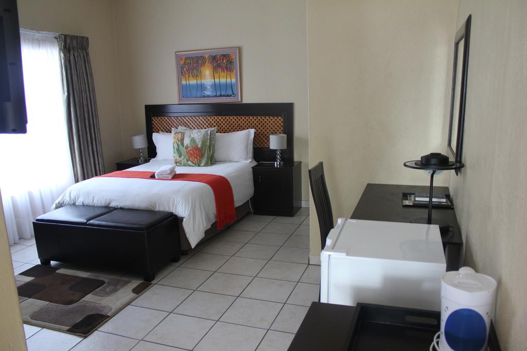 Mcbest Guest House Ермело Екстериор снимка